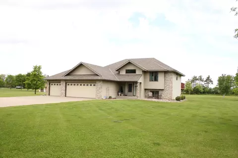 1830 45th St SE, Saint Cloud, MN 56304