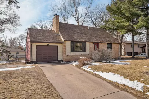 1058 94th Ave NW, Coon Rapids, MN 55433