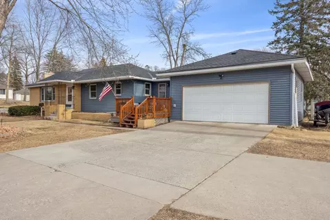 612 2nd St N, Sauk Rapids, MN 56379