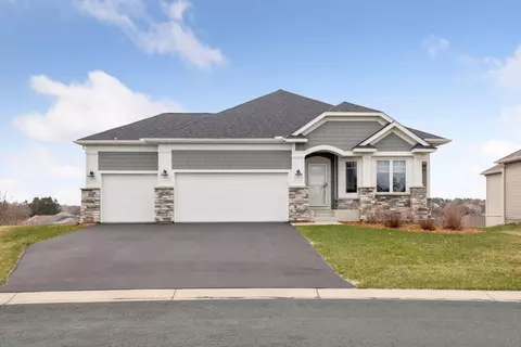 2015 Highland Cir, Hudson, WI 54016
