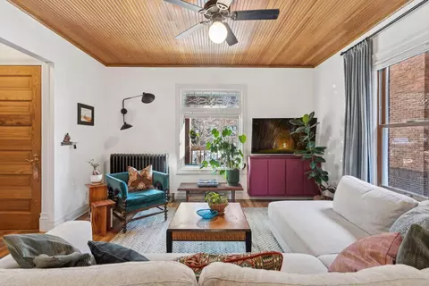 2100 Garfield Ave #1, Minneapolis, MN 55405
