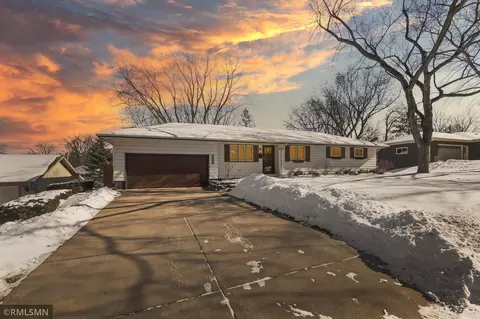 3621 Harding St NE, Saint Anthony, MN 55418