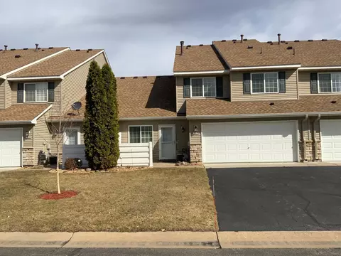 8362 Delaney Dr #57, Inver Grove Heights, MN 55076