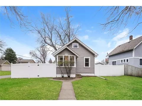 4364 Unity Ave N, Robbinsdale, MN 55422