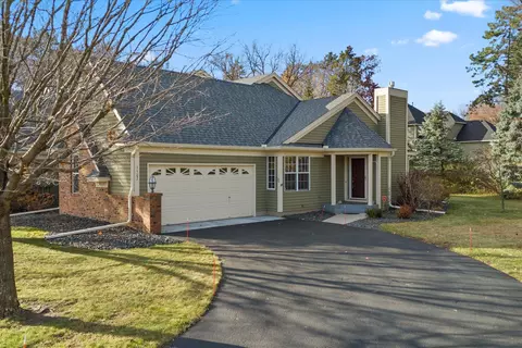 1503 Glenbeigh Ct, Woodbury, MN 55125