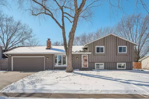 14107 Dominica Ave, Apple Valley, MN 55124