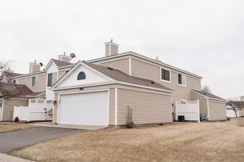 1809 Southcross Dr W #2605, Burnsville, MN 55306