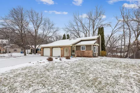 5440 Norwood Ln N, Plymouth, MN 55442