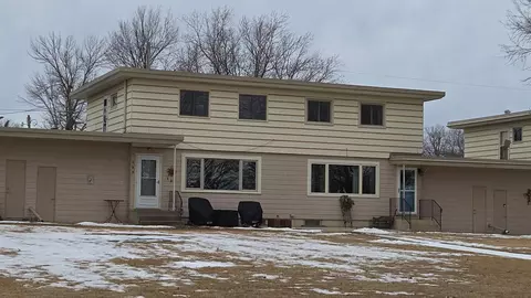 309 14th St NW, Austin, MN 55912
