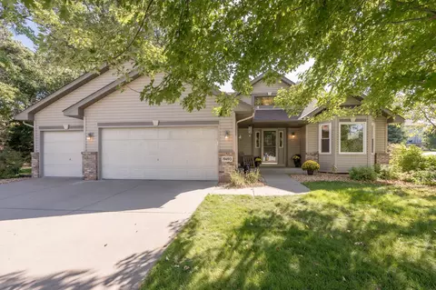 19493 Albany Cir NW, Elk River, MN 55330