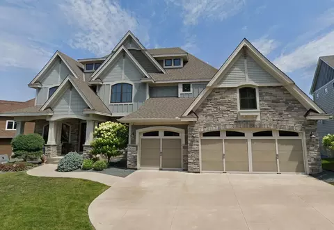 5400 Terraceview Ln N, Plymouth, MN 55446