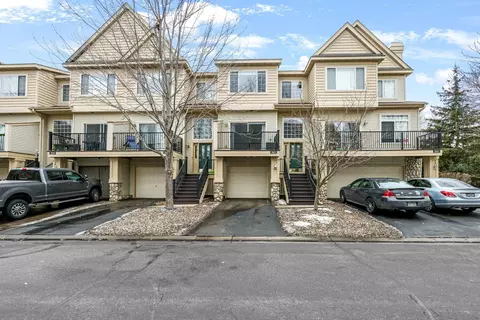 7623 Southridge Ct, Savage, MN 55378