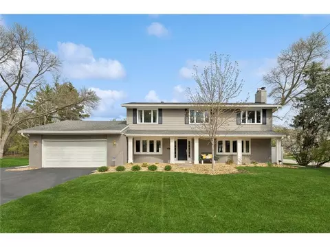 6845 Sally Ln, Edina, MN 55439