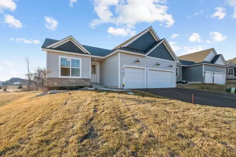9195 62nd St S, Cottage Grove, MN 55016