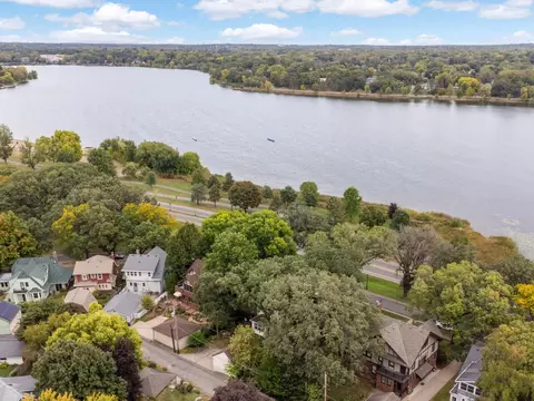 1154 Ivy Ave E, Saint Paul, MN 55106