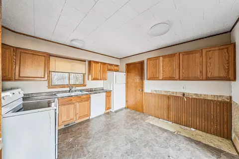 130 E Pomeroy St, River Falls, WI 54022 photo 7