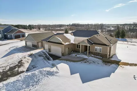 5399 389th Trl, North Branch, MN 55056