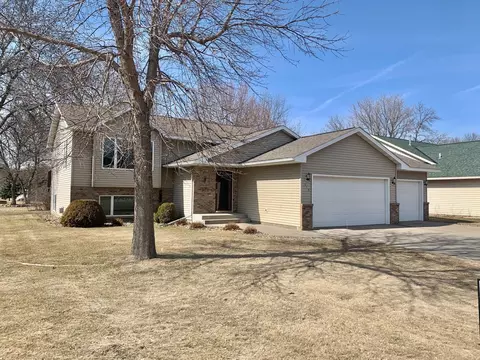 313 12th Ave S, Cold Spring, MN 56320