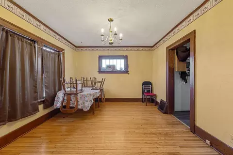 Dining - 318 E 5th St, Albert Lea, MN 56007 photo 1 of 3