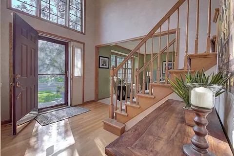 4484 Snail Lake Blvd, Shoreview, MN 55126