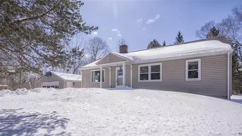 4362 W Calvary Rd, Duluth, MN 55803