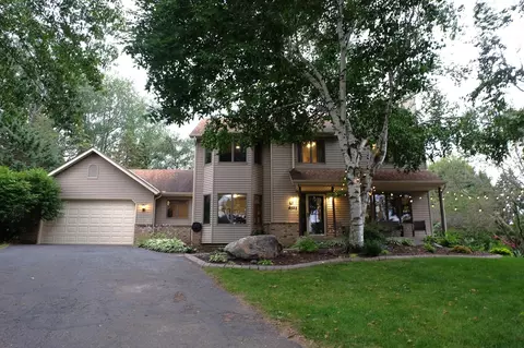 8525 Jeffery Ave S, Cottage Grove, MN 55016