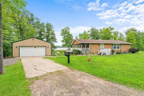 2951 Pomroy Beach Dr, Brook Park, MN 55007