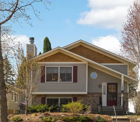 1288 Bayard Ave, Saint Paul, MN 55116