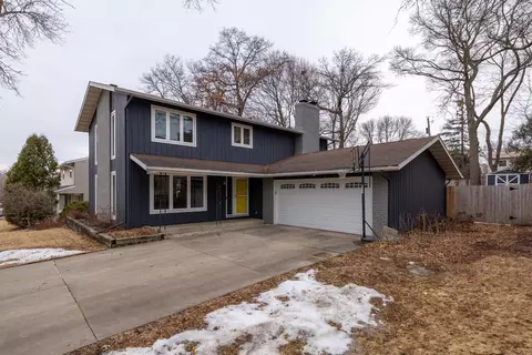 1113 19th St NE, Rochester, MN 55906