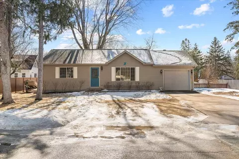 524 N 2nd St, New Richmond, WI 54017
