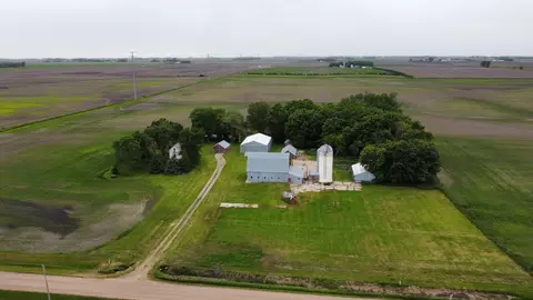 19397 Read Ave, Worthington, MN 56187
