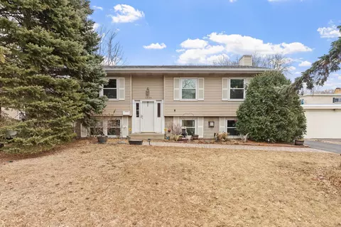 1338 Kruse St, West Saint Paul, MN 55118