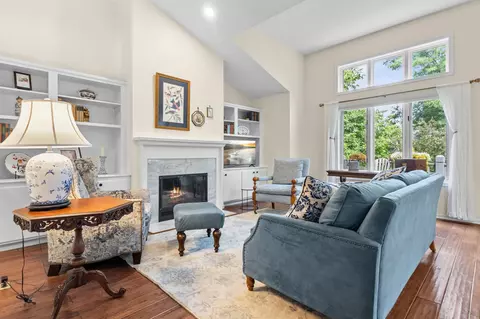 2247 Sherwood Ct, Minnetonka, MN 55305