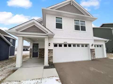 2033 Aloha Ave, Shakopee, MN 55379