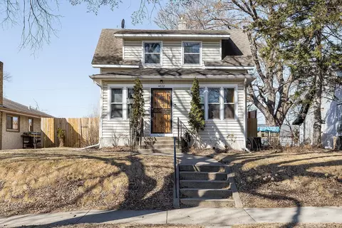 4032 17th Ave S, Minneapolis, MN 55407