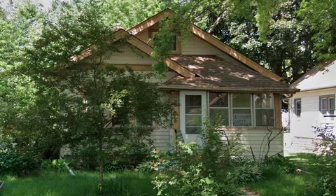 2904 33rd Ave S, Minneapolis, MN 55406