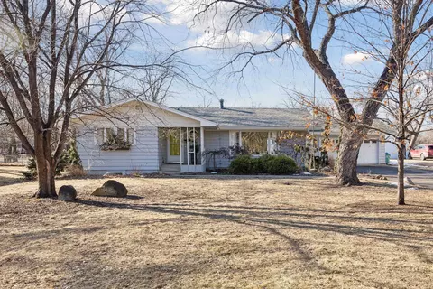 2626 Burd Pl, Saint Louis Park, MN 55426