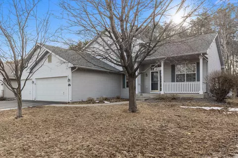 842 Lodge Dr, Jordan, MN 55352