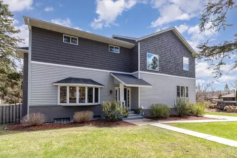 3217 Frear Dr, Minnetonka, MN 55305
