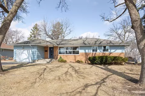 6410 Markwood Dr N, Crystal, MN 55427