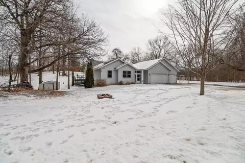951 E Lake Brophy Rd NW, Alexandria, MN 56308