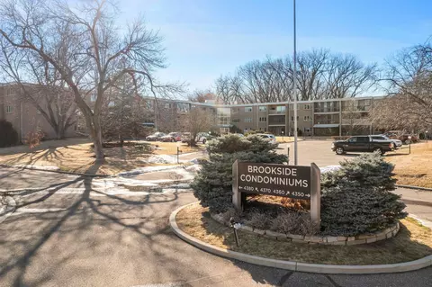 4370 Brookside Ct #216, Edina, MN 55436