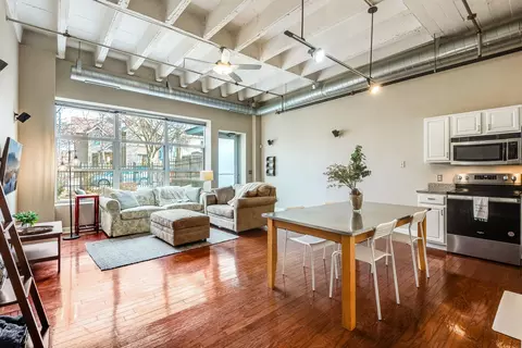 111 E Franklin Ave #109, Minneapolis, MN 55404