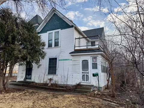 321 N Section Ave, Spring Valley, MN 55975 photo 2