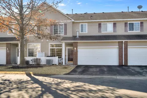 319 Frederick Cir #703, Hastings, MN 55033