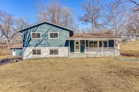 3312 Dana Dr, Burnsville, MN 55337