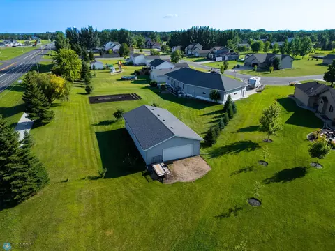 View/Area - 304 Chestnut Dr, Horace, ND 58047 photo 5 of 8