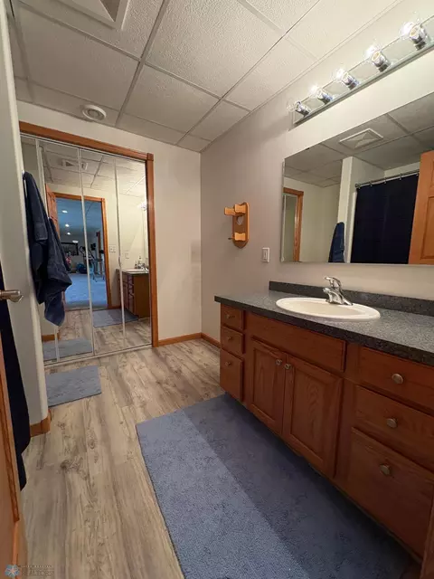 Bath - 304 Chestnut Dr, Horace, ND 58047 photo 6 of 7