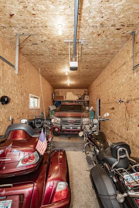 Exterior - 304 Chestnut Dr, Horace, ND 58047 photo 6 of 17