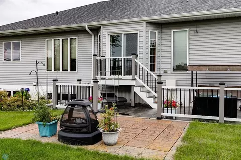 Exterior - 304 Chestnut Dr, Horace, ND 58047 photo 8 of 17
